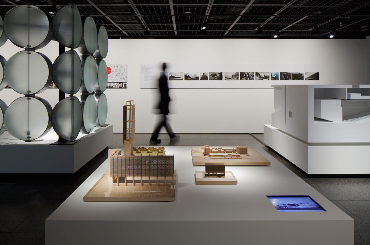 Totoギャラリー 間25周年記念展 Global Ends Towards The Beginning Works キノアーキテクツ Kino Architects